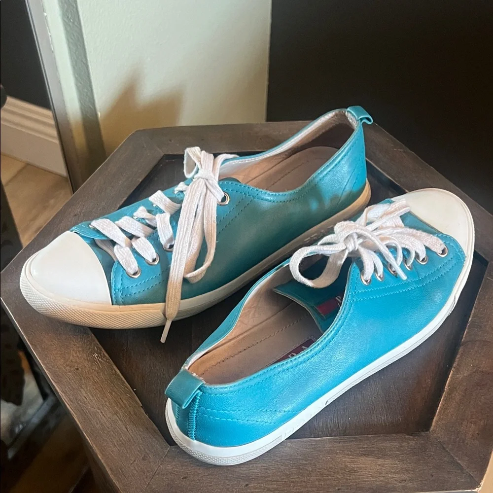 Prada Sneakers, EU 37, leather turquoise w/ white rubber